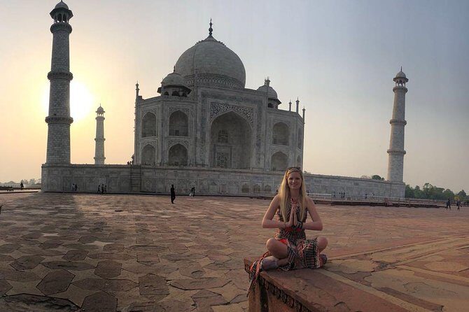 Same Day Taj Mahal Tour from Delhi - Lunch and what you still need to budget for