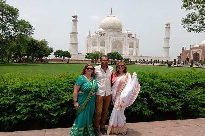 Sameday Taj Mahal Tour From Delhi With Lunch at 5 Star Hotel - Itmad-ud-Daula (Baby Taj): 45 Minutes to Slow Down and Look Closely