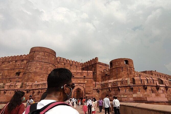 Skip The Line Taj Mahal Agra Fort Car & Tour Guide From Agra - Car, guide, and comfort details that make the day easier