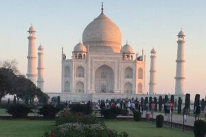 Sunrise Tour Of Taj Mahal From Delhi - All Inclusive - Entering the Taj Mahal Early: Sunrise Views and a Battery Ride Lift