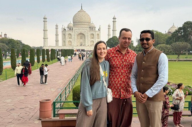 Taj Mahal, Agra Fort and Baby Taj Day Tour from Delhi by Car - Agra Fort: More Than a Stop, a View Into Mughal Power