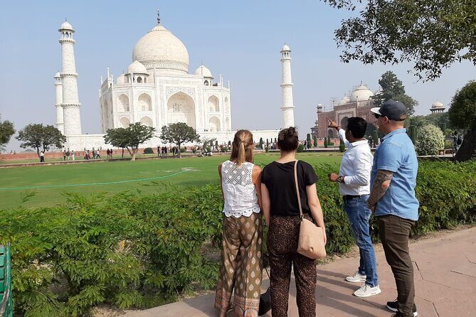 Taj Mahal, Agra Fort & Baby Taj Tour from Delhi - All Inclusive - Agra Fort: the Mughal power story behind the walls