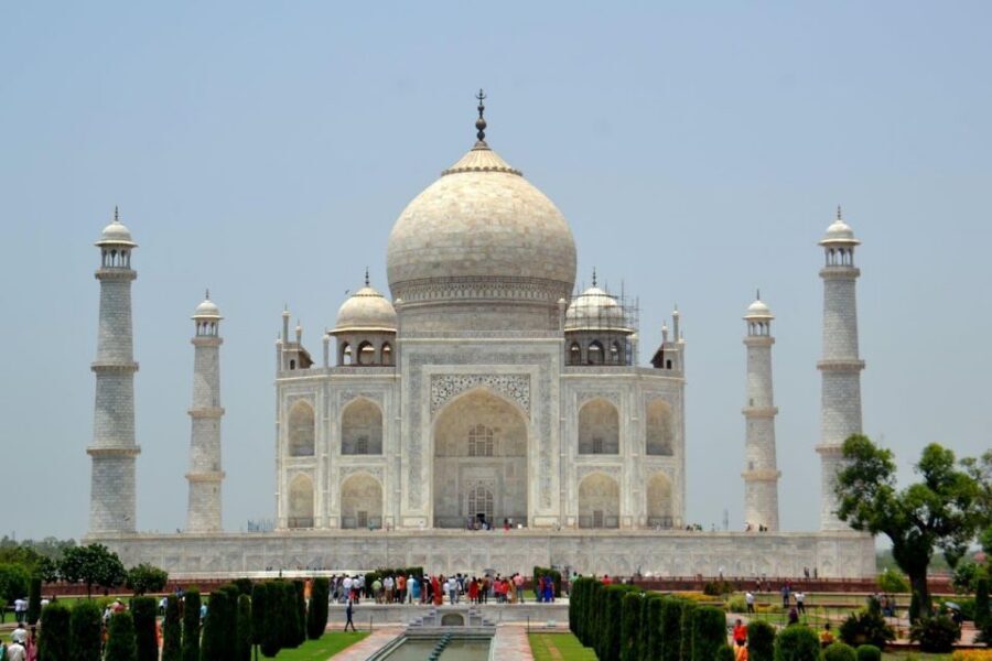 Taj Mahal & Agra Fort Private Tour with Lunch & Pickup - Sunrise vs daytime: choose the energy you want