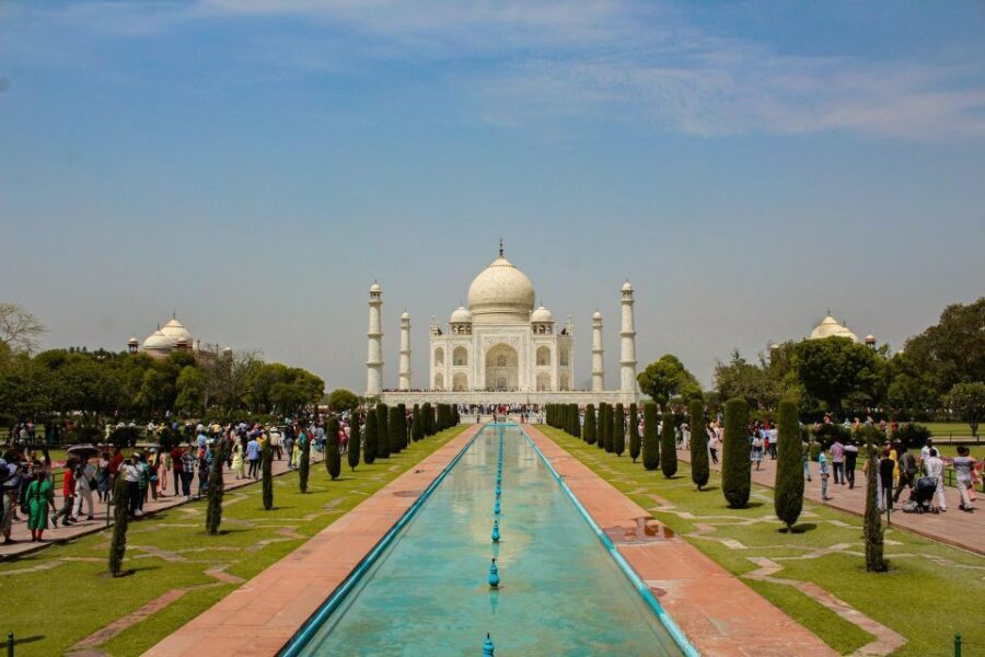 Taj Mahal & Agra Fort Private Tour with Lunch & Pickup - Private AC pickup and the ride into Agra