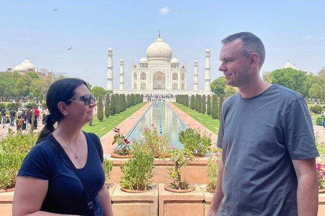 Taj Mahal and Agra Private Tour from Delhi by Car with 5<em> Lunch – Key things to know before you go’ /></p>
<ul>
<li><strong>Private A/C transport from your location</strong> in Delhi/Noida/Gurugram and nearby cities, with return drop-off where you choose.</li>
<li><strong>Skip-the-line style access</strong>: your guide provides entry tickets for major stops.</li>
<li><strong>Taj Mahal with a full guided visit</strong> (about 3 hours) plus time to explore at your own pace.</li>
<li><strong>Agra Fort built under Akbar (1565)</strong>, with a focused visit designed to keep the day moving.</li>
<li><strong>Optional lunch at a 5-star venue</strong> such as DoubleTree by Hilton Agra, with a buffet-style spread.</li>
<li><strong>Baby Taj (Itimad-ud-Daulah)</strong> adds a calmer, marble-focused stop after lunch.</li>
</ul>
<h2 id="a-smooth-delhi-to-agra-drive-that-sets-the-tone">A smooth Delhi-to-Agra drive that sets the tone</h2>
<p><img src=