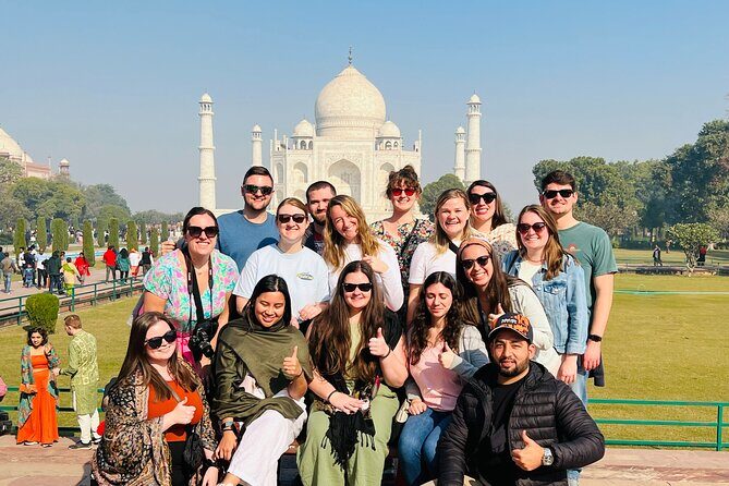Taj Mahal Day Tour from Delhi by Superfast Train - TOP RATED TOUR - Lunch at a 5-star hotel: what unlimited buffet lunch really means for your day