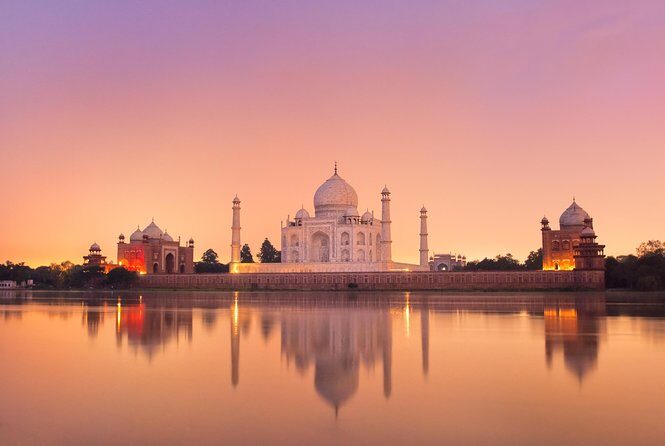 Taj Mahal Entrance Tickets - Price and value: is $30 per person a good deal?