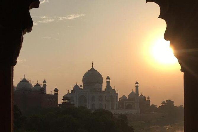 Taj mahal skip the line ticket guide and transport - Price and Value: What $25 Covers (and What Doesn’t)