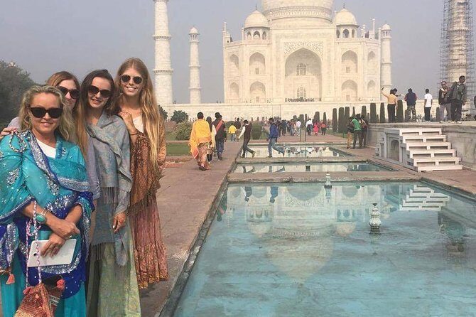 Taj Mahal Tour From Delhi - The Delhi to Agra drive: time well spent on the road