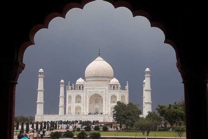 Taj Mahal Tour From Delhi By Car - Taj Mahal Time: The Icon, the Angles, and the Ticket Decision