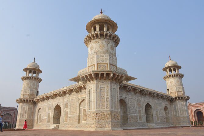Taj Mahal Tour with High-Speed Train Experience - All Inclusive - Itmad-ud-Daula (Baby Taj): the smaller stop that finishes strong