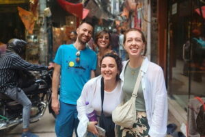 Timeless Treasures: An Old Delhi Heritage Walking Tour - Stop 1: Sri Digambar Jain Lal Mandir and the basics of respect