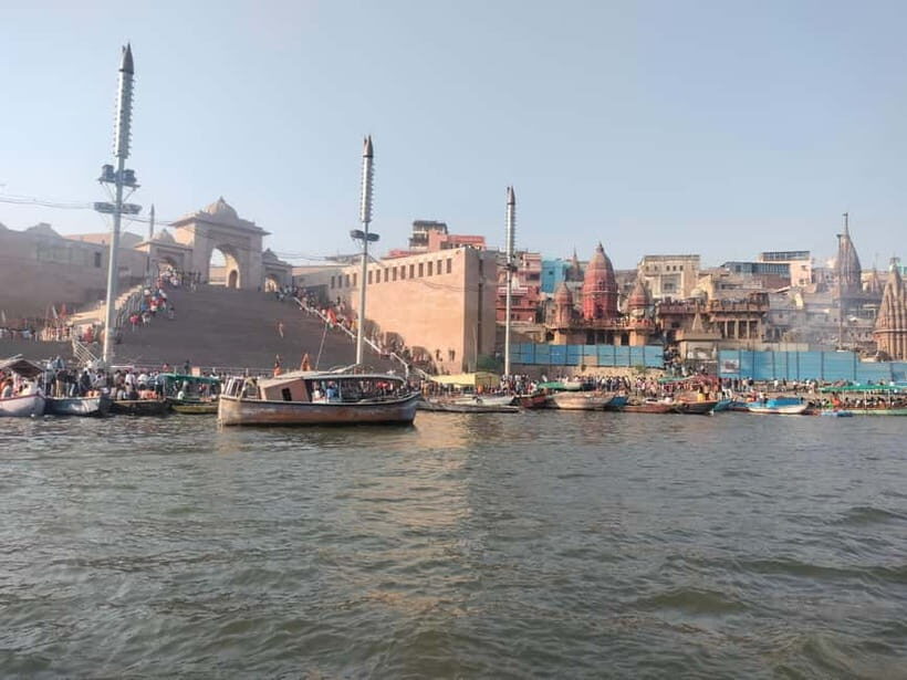 Tourist Guide English & Spanish Varanasi/Benares - Akhara Goswami Tulsidas and the tea break with aromatherapy talk