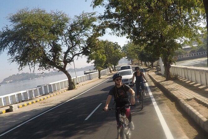 Udaipur Countryside Biking excursion - Bikes, helmets, tools, and snacks: why $28 feels fair