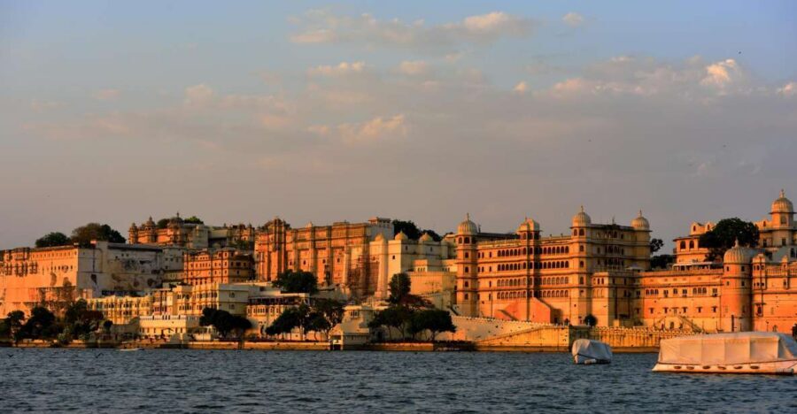 Udaipur: Full Day Private City Tour with Optional Boat Ride - Starting with Monsoon Palace: the view-first way to meet Udaipur