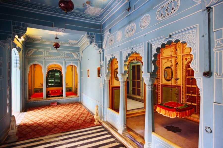 Udaipur: Full Day Private City Tour with Optional Boat Ride - A private driver + English-speaking guide: how your day stays smooth