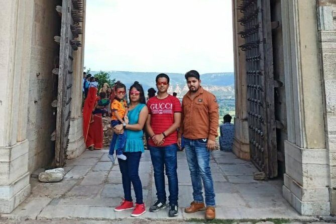 Udaipur Sightseeing Tour By Car With Guide - Your Own Pace in the Lake City
