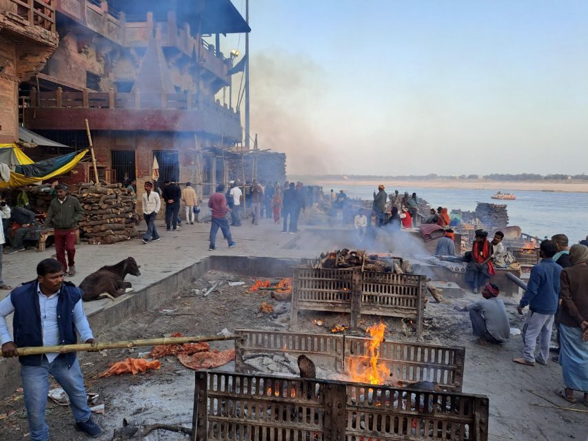 Varanasi: Sunrise Boat Tour with Arti Ceremony - Practical Tips for a Smooth Morning