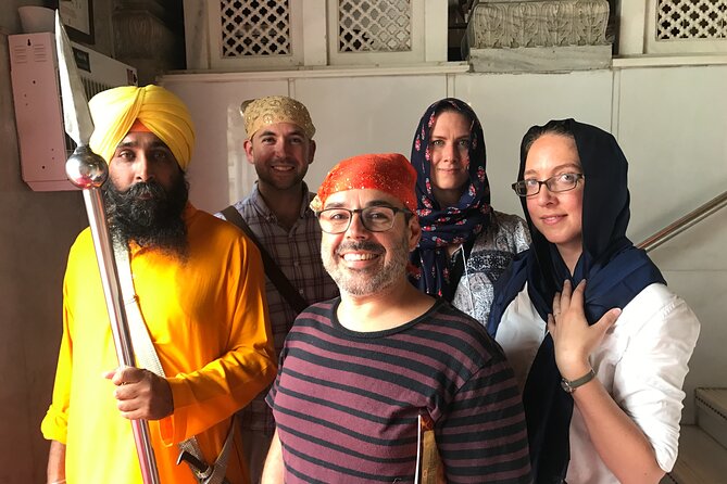 Old Delhi Tour with Local Experience - Kinari Bazaar: the wedding market where festivals show up